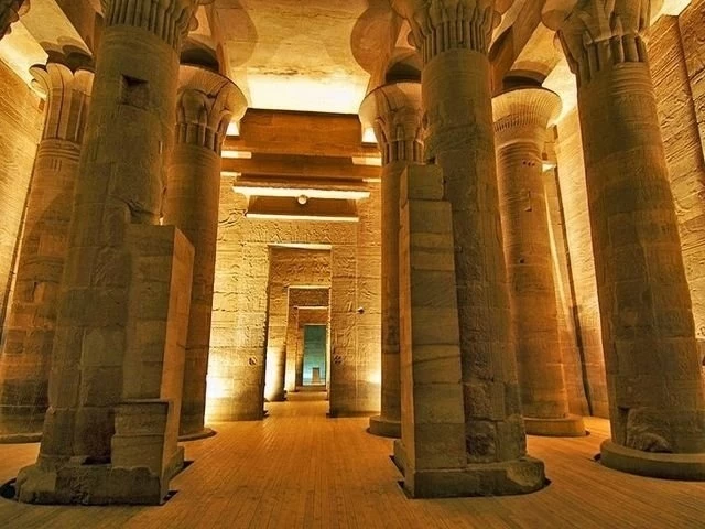 جولة معبد فيلة والسد العالي والمسلة