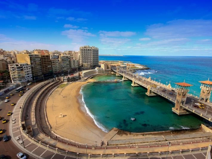 جولة الأسواق القديمة وكورنيش بحري