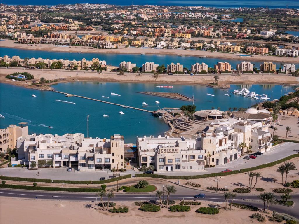 فندق ومساكن كريك الجونة